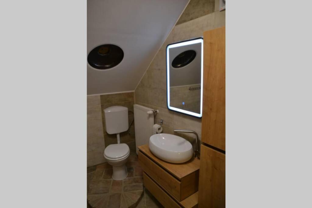 Villam Apartment Marburgo Esterno foto